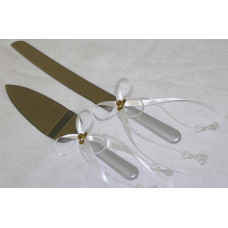 Hats Off Serving Set