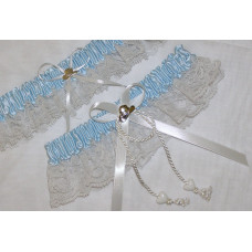 Hats Off Garter Set